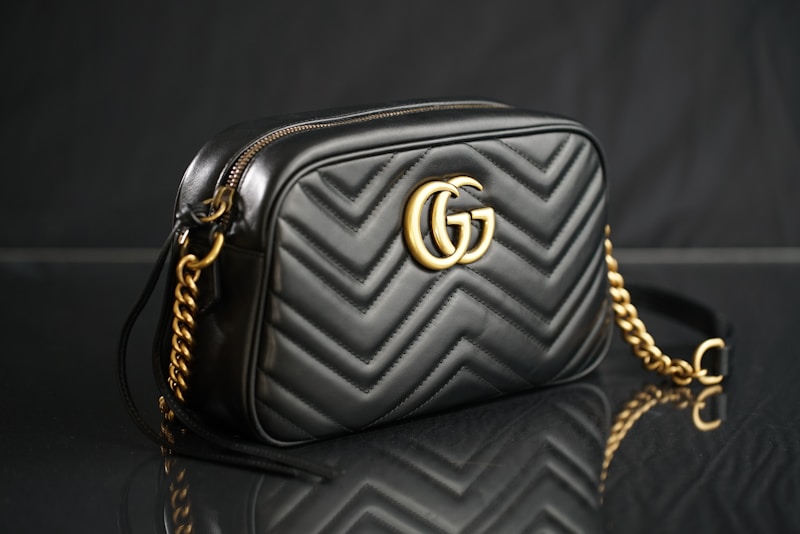 Luxury handbag showcase